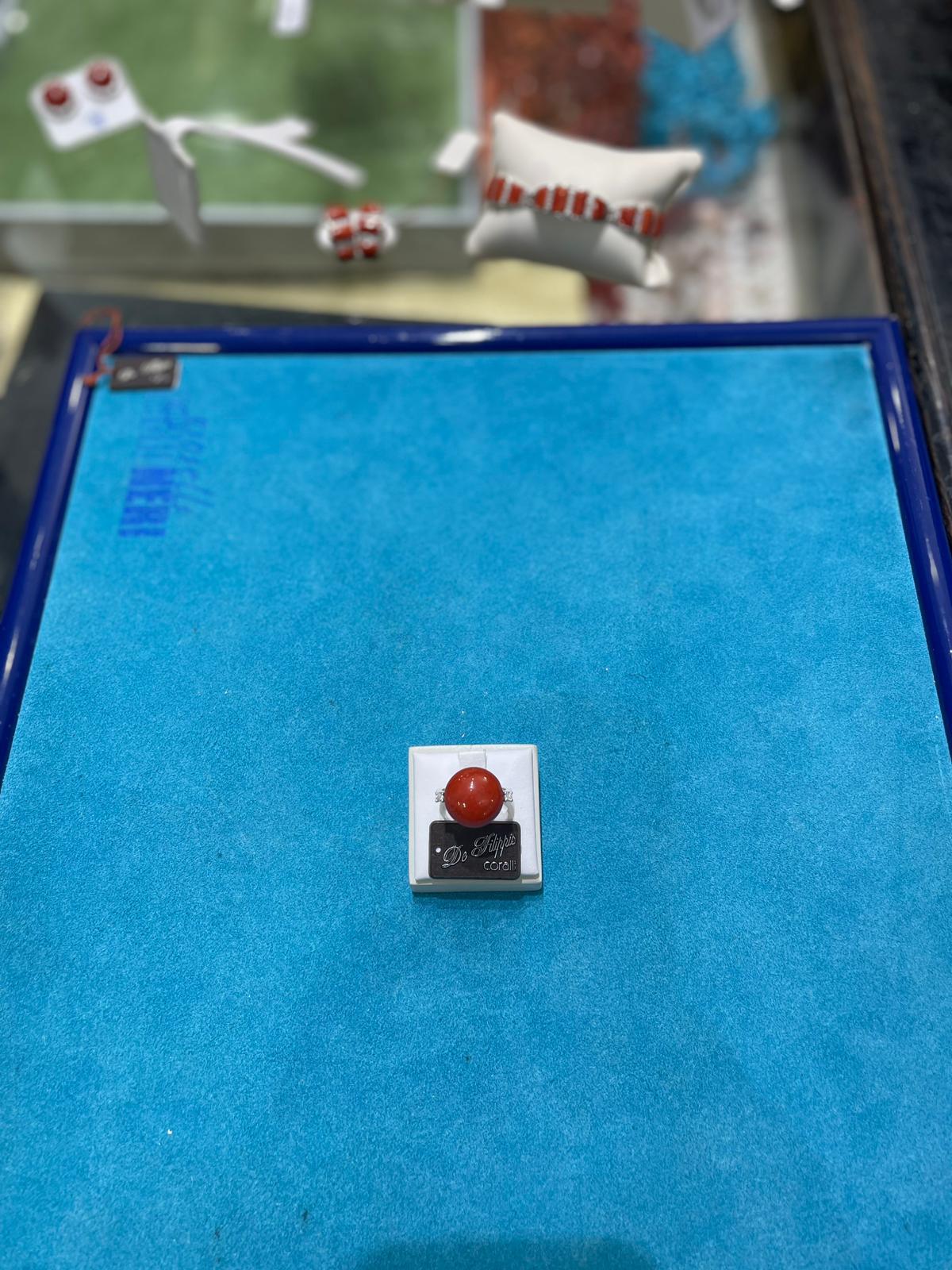 Anello Bottone con Diamanti